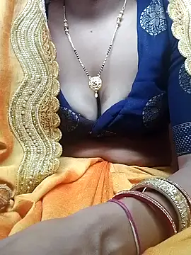 Snapshot of Aasha_devi05 chatting on December 2025 03:44:02 PM Aasha devi05 online show from December 2025 03:44:02 PM