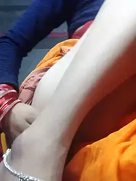 Snapshot of Aasha_devi05 chatting on December 2025 08:01:01 PM Aasha devi05 online show from December 2025 08:01:01 PM