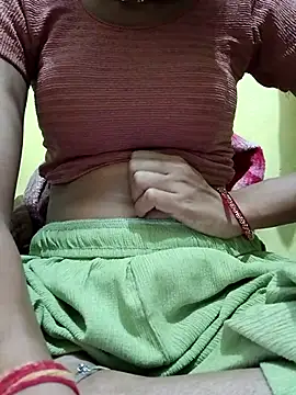 Snapshot of Aasha_devi05 chatting on October 2025 05:45:01 PM Aasha devi05 online show from October 2025 05:45:01 PM