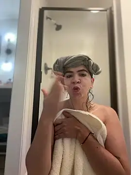 Gringo XXX Latina online show from July 2026 11:17:02 PM