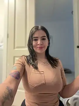 Gringo XXX Latina online show from February 2026 05:23:02 PM