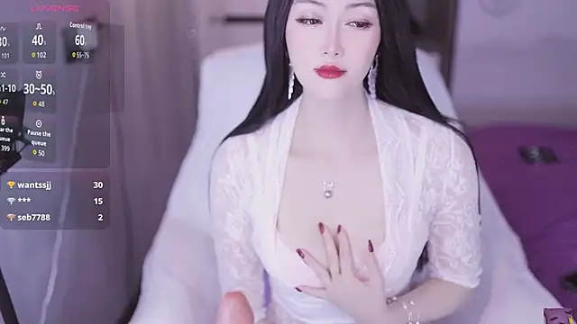 Oliviari- online show from May 2026 01:04:01 PM