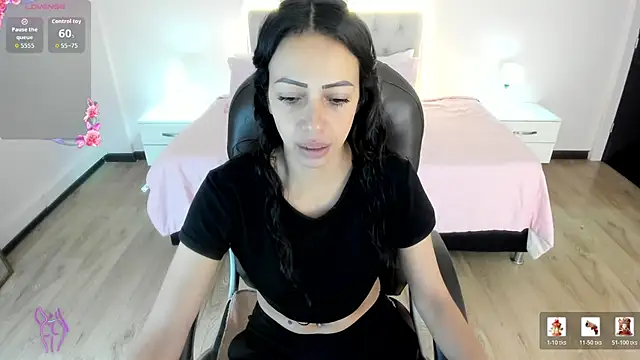 Mariam Lopez   online show from April 2026 03:31:01 AM