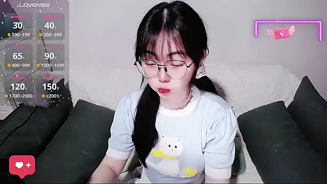 Snapshot of baby-yaya20 chatting on May 2026 12:36:01 PM baby-yaya20 online show from May 2026 12:36:01 PM