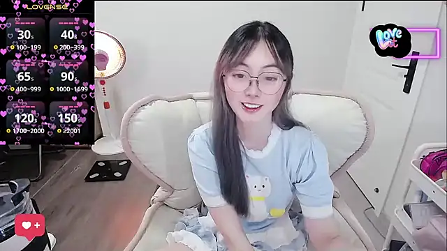 baby-yaya20 online show from February 2026 11:19:01 AM