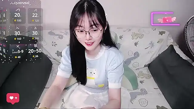 Snapshot of baby-yaya20 chatting on May 2026 10:19:02 AM baby-yaya20 online show from May 2026 10:19:02 AM