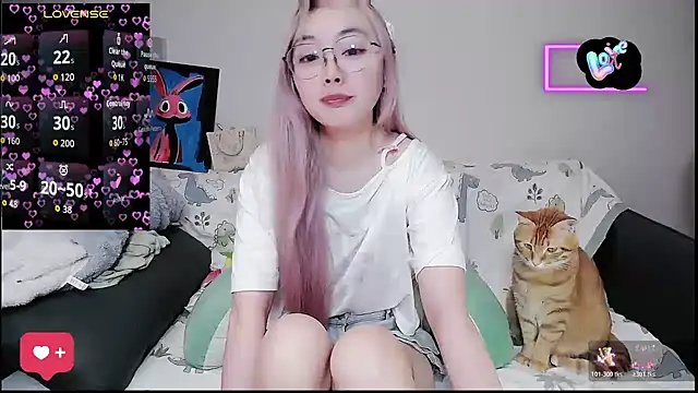 baby-yaya20 online show from October 2025 04:49:02 PM