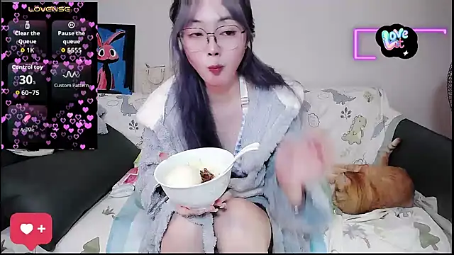 baby-yaya20 online show from October 2025 11:27:02 PM