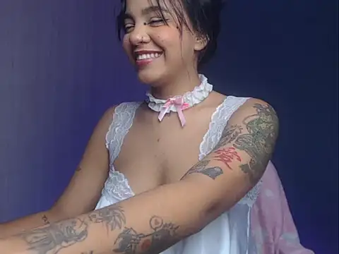 Snapshot of ObeyVal chatting on September 2025 11:49:01 PM ObeyVal online show from September 2025 11:49:01 PM