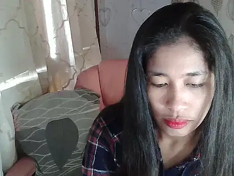Snapshot of Sweet_Asian25 chatting on September 2025 12:11:01 AM Sweet Asian25 online show from September 2025 12:11:01 AM