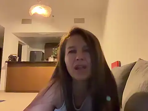 Avelinii online show from June 2026 07:55:01 PM
