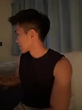 Snapshot of gooodboiii chatting on December 2025 02:32:01 PM gooodboiii online show from December 2025 02:32:01 PM