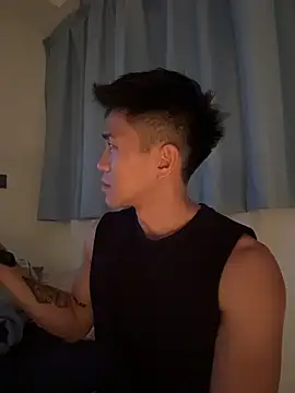 gooodboiii online show from December 2025 02:42:02 PM