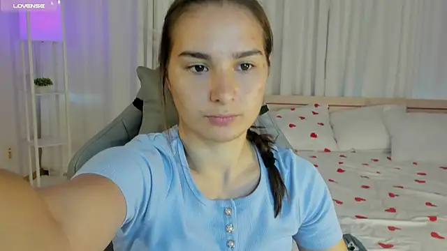 SeraphineClark online show from October 2025 03:41:02 AM