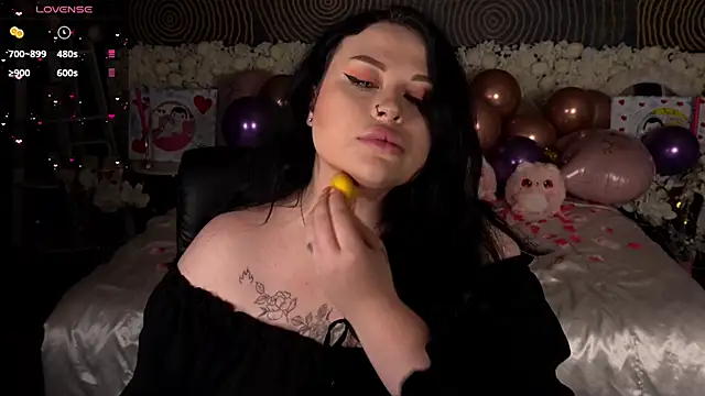 SerahMirabeli online show from February 2026 08:42:01 PM