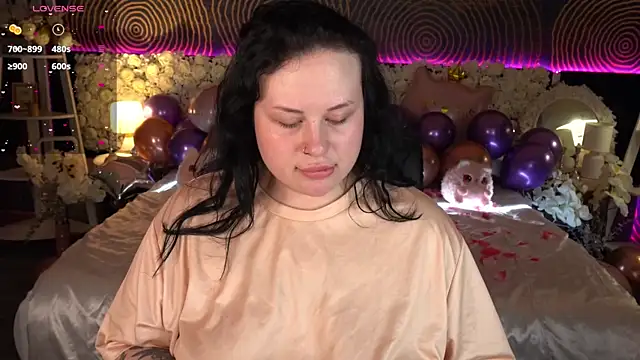 SerahMirabeli online show from February 2026 07:57:01 PM