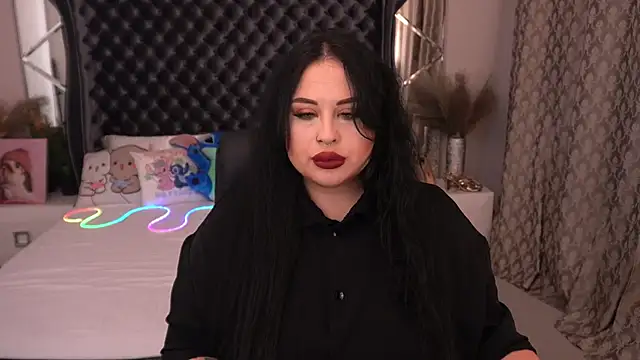 SerahMirabeli online show from September 2025 01:05:02 PM