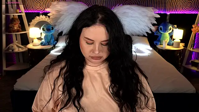 SerahMirabeli online show from November 2025 07:40:01 PM