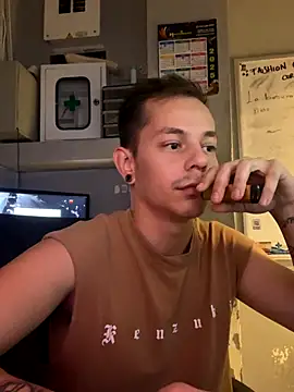 Snapshot of dimitryivanovv chatting on October 2025 05:39:01 AM dimitryivanovv online show from October 2025 05:39:01 AM