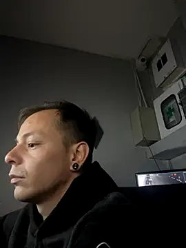 Snapshot of dimitryivanovv chatting on October 2025 07:32:01 AM dimitryivanovv online show from October 2025 07:32:01 AM