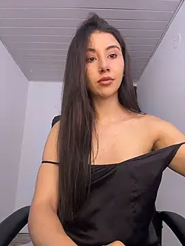 Viithoney online show from November 2025 08:02:01 PM