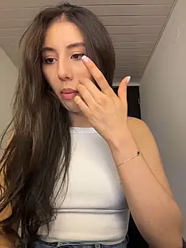 Viithoney online show from November 2025 12:53:02 AM