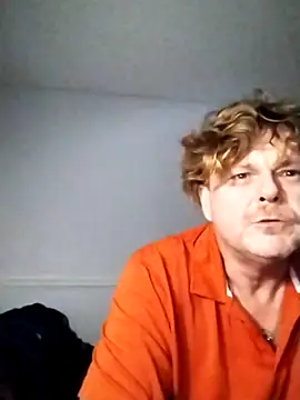 WiltedYeller online show from April 2026 03:35:02 AM