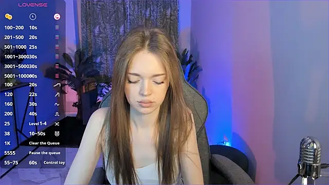 FlexyFox online show from December 2025 09:33:02 AM