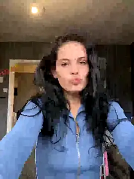 Camwithchlox online show from October 2025 04:19:02 PM