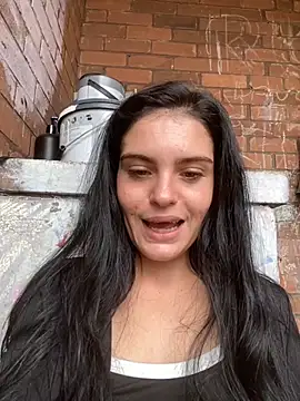 Camwithchlox online show from September 2025 12:38:02 PM