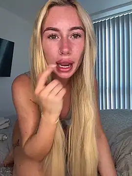 SexySaraxxoo online show from May 2026 09:27:02 AM