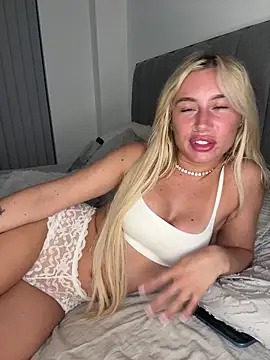 SexySaraxxoo online show from June 2026 09:26:02 PM