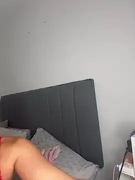 SexySaraxxoo online show from July 2026 10:43:01 PM
