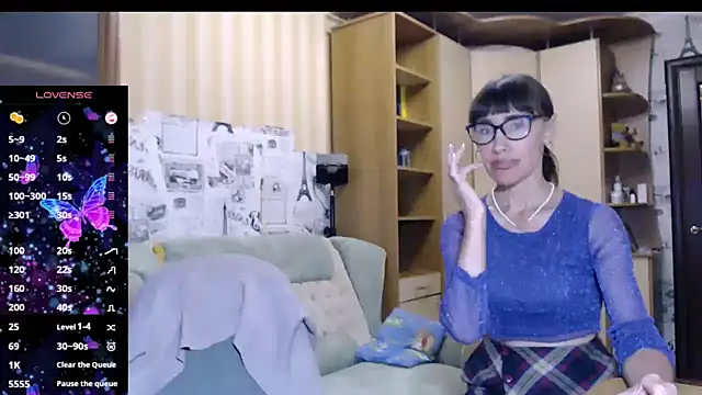 Two Sisters online show from September 2025 11:43:01 AM