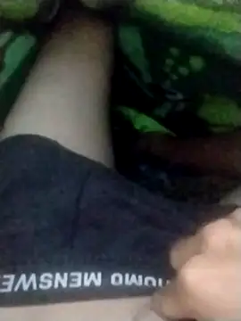 Max novato online show from December 2025 01:30:02 AM