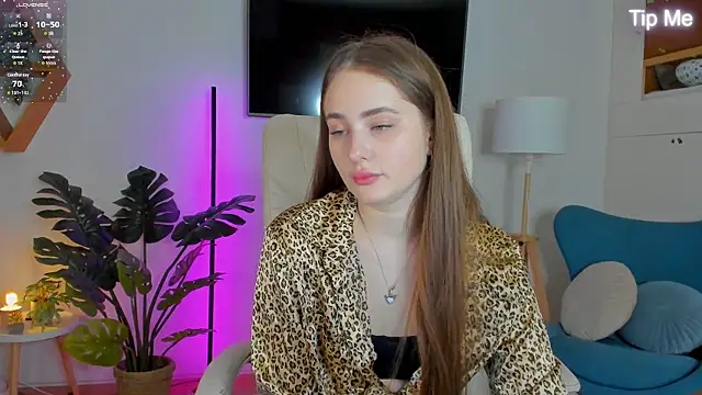 Sweet  Amily online show from November 2025 08:40:01 AM