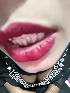 Snapshot of Itz_Mayra_ chatting on December 2025 10:25:01 AM Itz Mayra online show from December 2025 10:25:01 AM