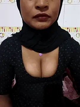 Itz Mayra  online show from November 2025 08:47:01 AM