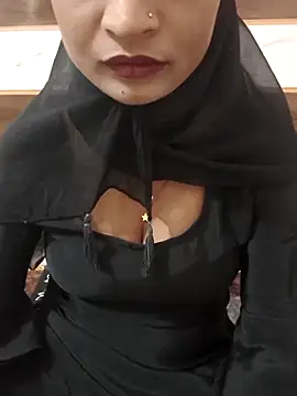Itz Mayra  online show from October 2025 07:42:02 AM