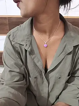 Itz Mayra  online show from November 2025 06:50:02 AM