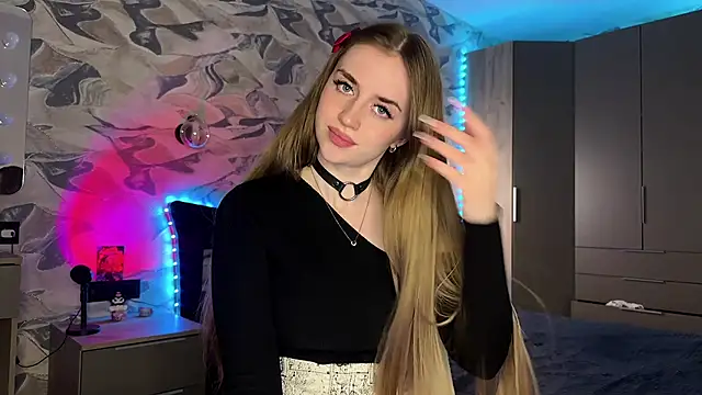 Jessica1West online show from April 2026 09:39:33 PM