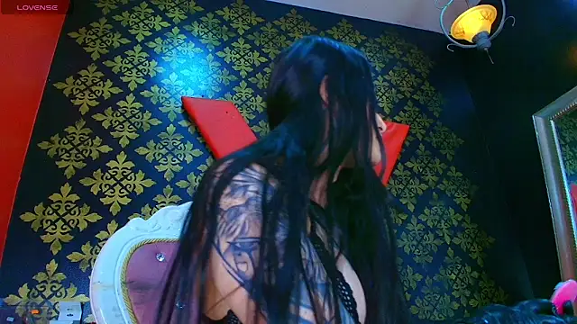 elinne hendrix  online show from October 2025 12:59:02 PM