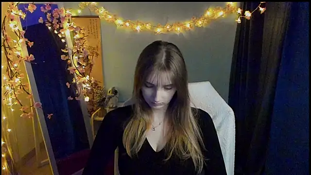 NeyliDream online show from March 2026 01:49:01 PM