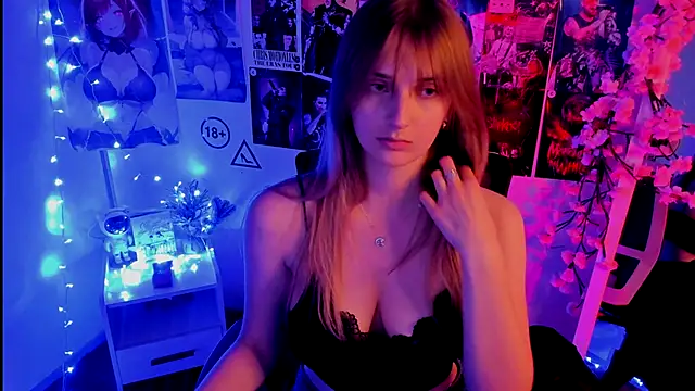 NeyliDream online show from November 2025 04:22:01 PM