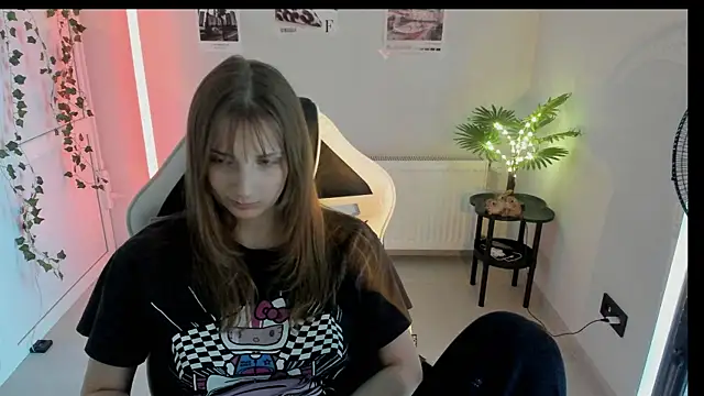 NeyliDream online show from July 2026 03:23:02 PM