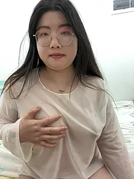 xxwang20 online show from March 2026 06:04:02 PM