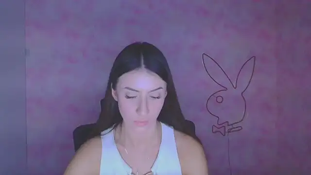 AlisaBubbles online show from November 2025 01:14:02 PM