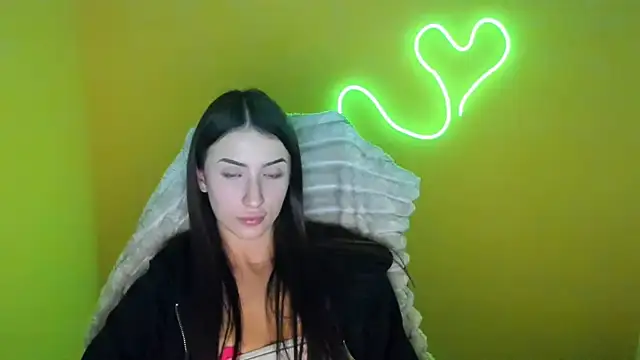 AlisaBubbles online show from October 2025 12:58:02 PM