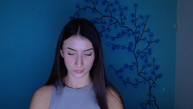 AlisaBubbles online show from December 2025 12:31:01 PM