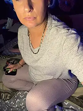 Snapshot of shortywidaphatty chatting on November 2025 04:11:01 PM shortywidaphatty online show from November 2025 04:11:01 PM